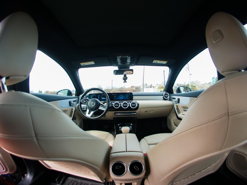 05CA2063-8D1D-4F73-9748-59101756961B_1_105_c